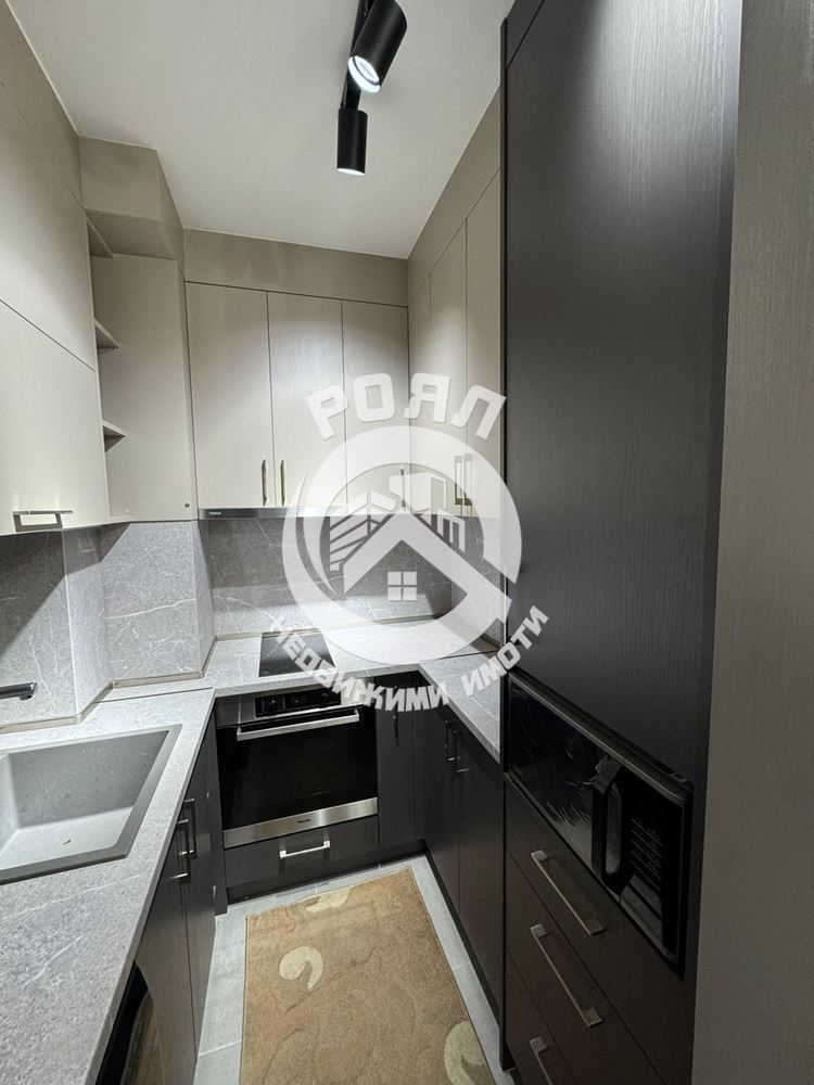 Роял Имоти продава Ексклузивно едностаен апартамент в Смирненски, Пловдив - 0