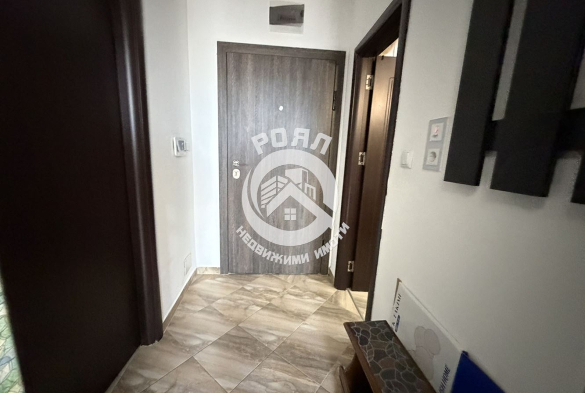 Роял имоти отдава под наем двустаен апартамент, Център, Пловдив - 0