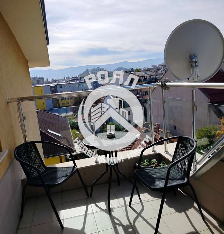 Роял имоти отдава под наем двустаен апартамент, Кършияка, Пловдив - 0