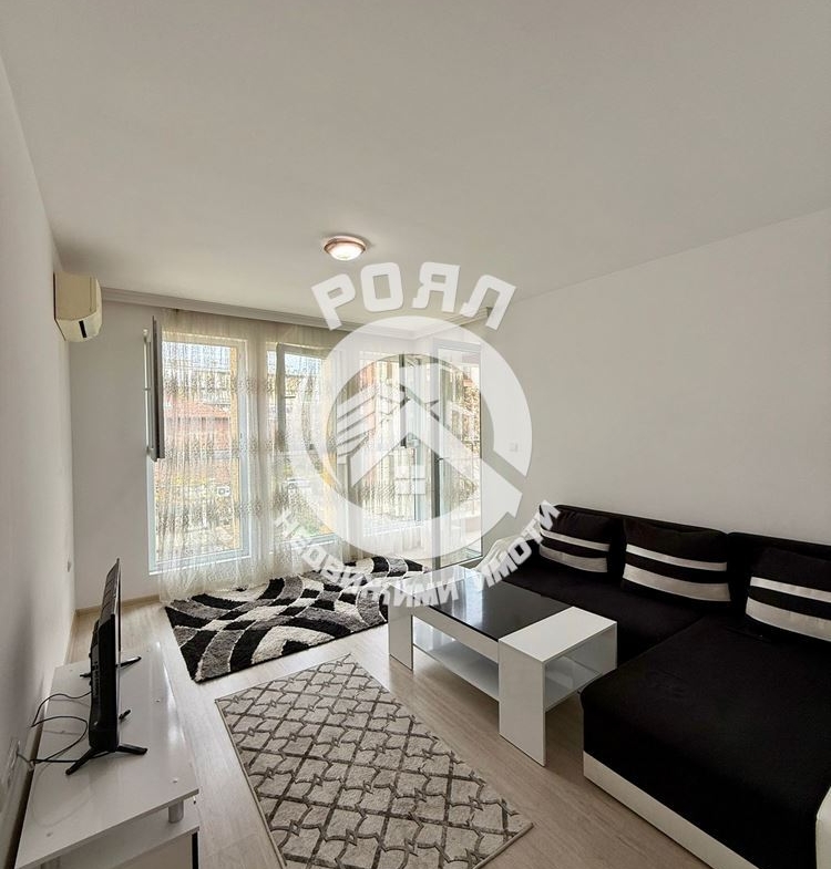 Роял имоти отдава под наем двустан апартамент в Кючук Париж, Пловдив - 0