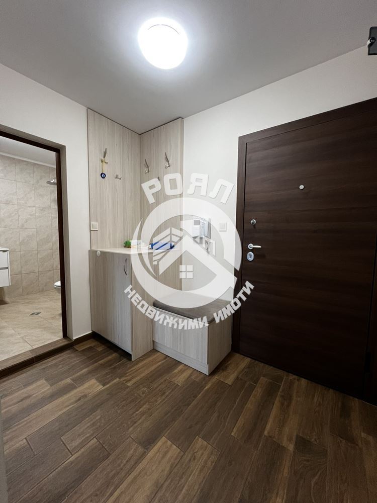 Роял имоти отдава под наем двустаен апартамент, Център, Пловдив - 0