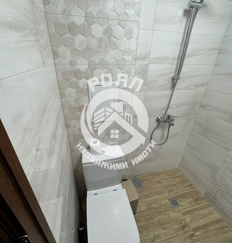 Роял Имоти продава Ексклузивно едностаен апартамент в Смирненски, Пловдив - 0