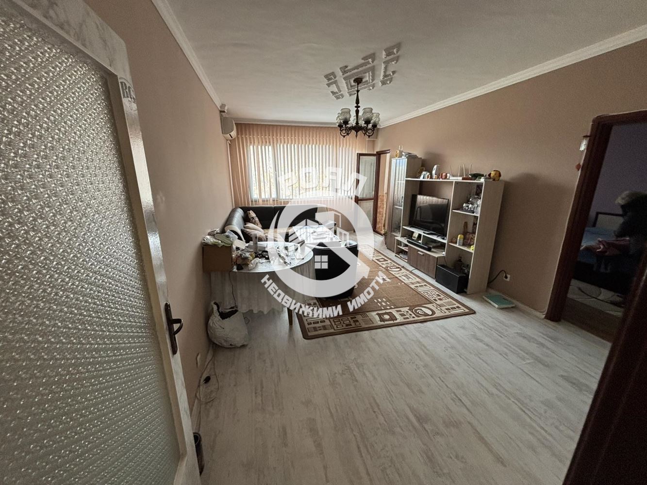 Роял имоти продава Есклузивно двустаен, обзаведен апартамент, Кючук Париж, Пловдив - 0