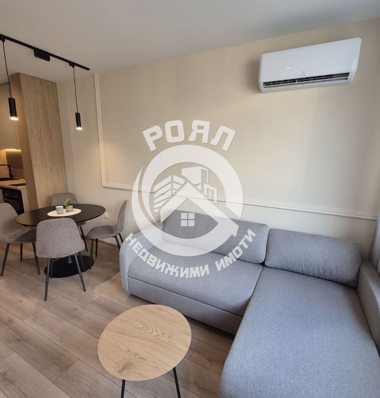 Роял имоти продава двустаен, обзаведен апартамент в кв.Съдийски, Пловдив - 0