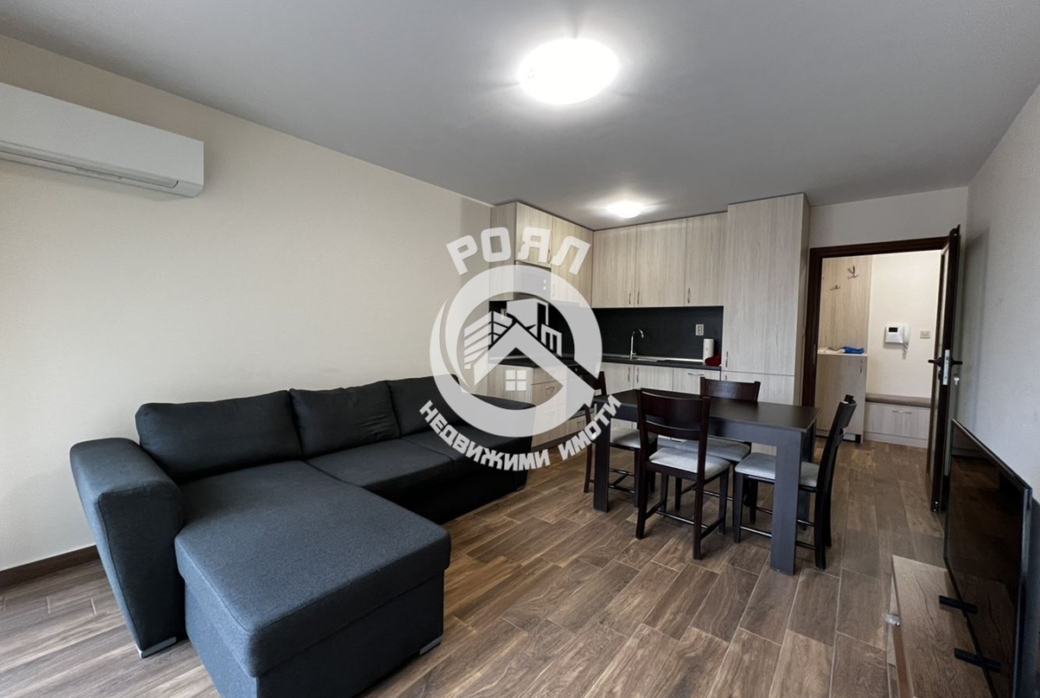 Роял имоти отдава под наем двустаен апартамент, Център, Пловдив - 0