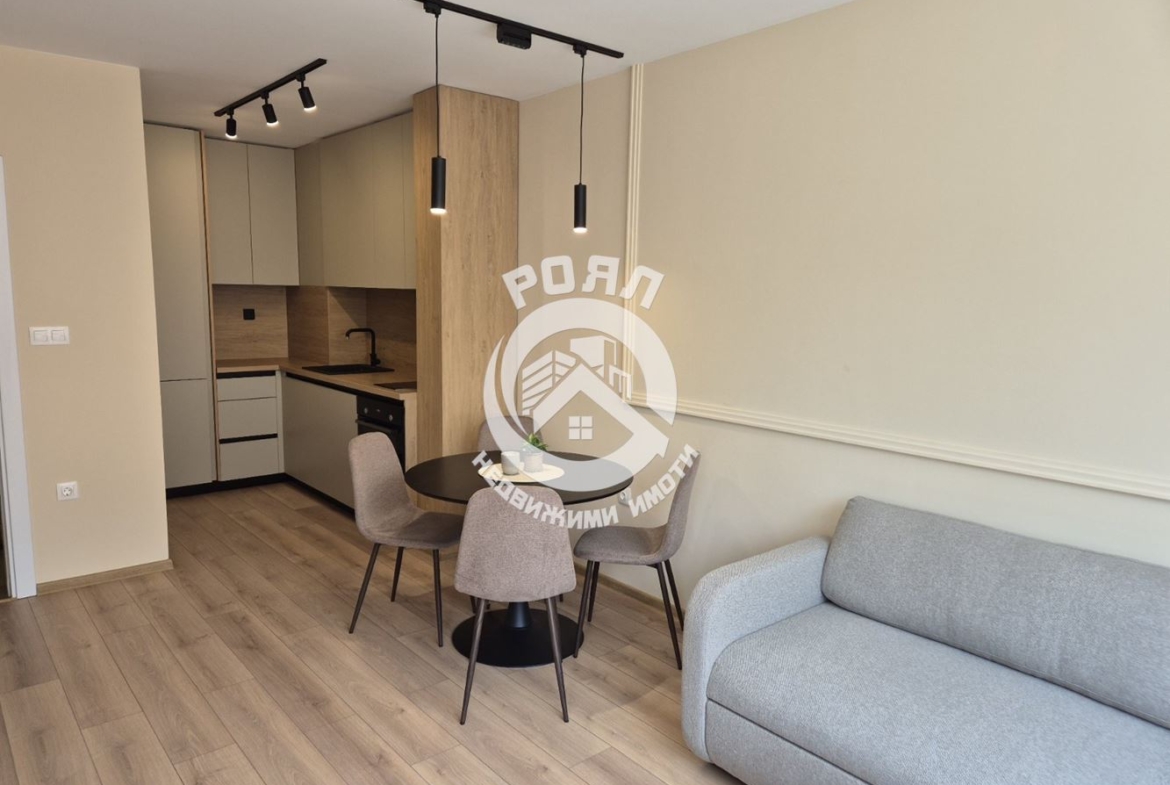 Роял имоти продава двустаен, обзаведен апартамент в кв.Съдийски, Пловдив - 0