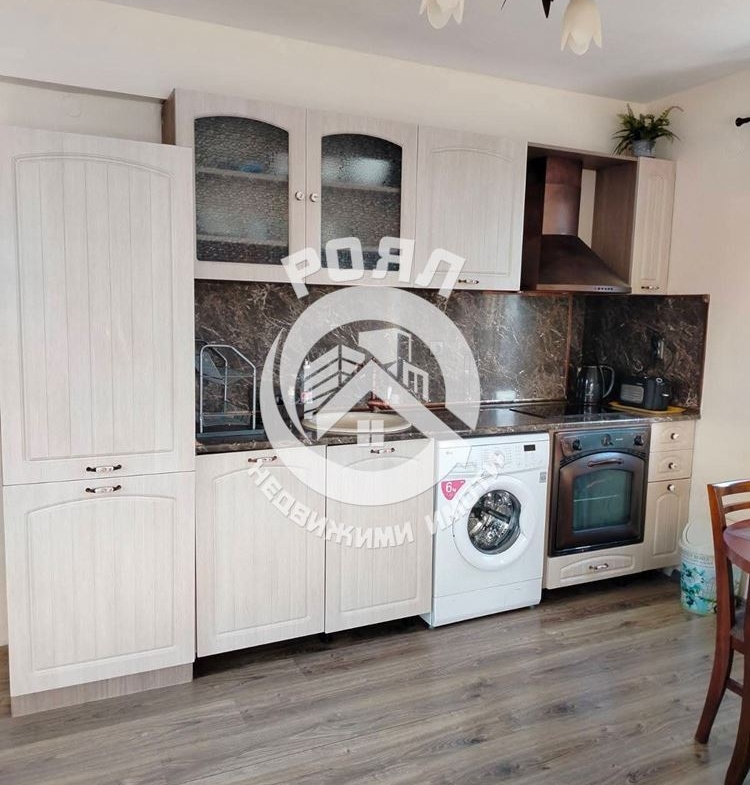 Роял имоти отдава под наем двустаен апартамент, Кършияка, Пловдив - 0