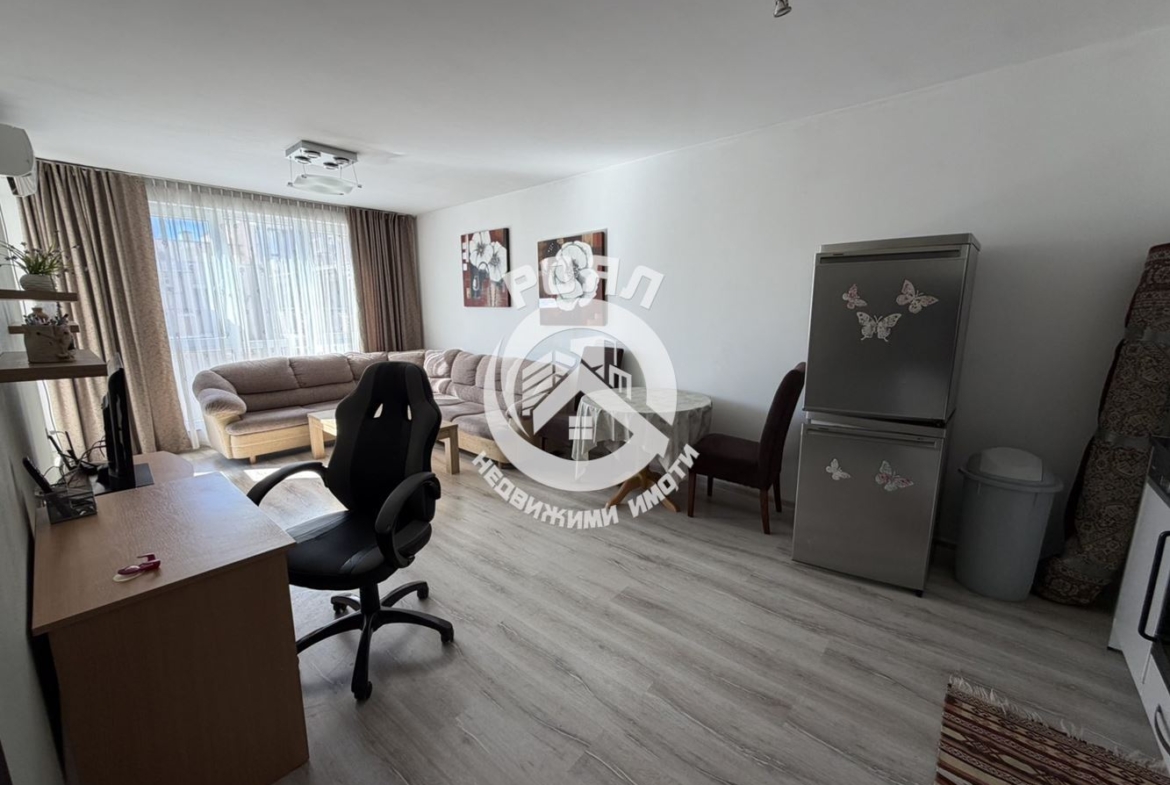 Роял имоти отдава под наем двустаен апартамент, Център, Пловдив - 0