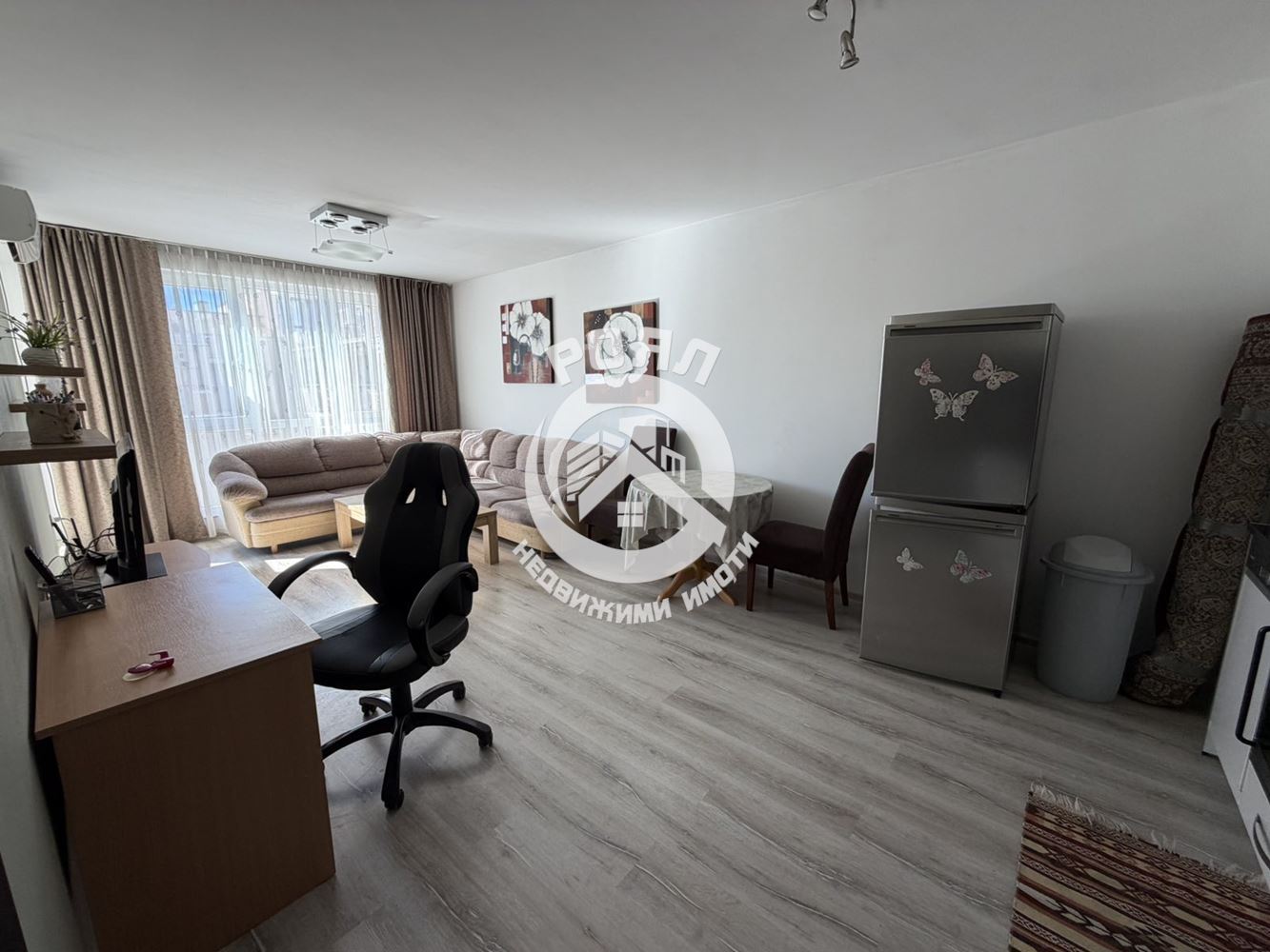 Роял имоти отдава под наем двустаен апартамент, Център, Пловдив - 0