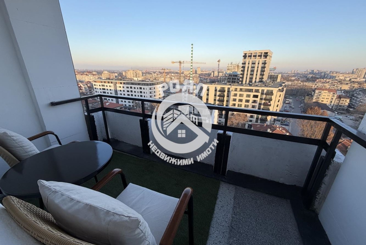 Роял Имоти отдава под наем двустаен апартамент в Центъра на гр.Пловдив - 0