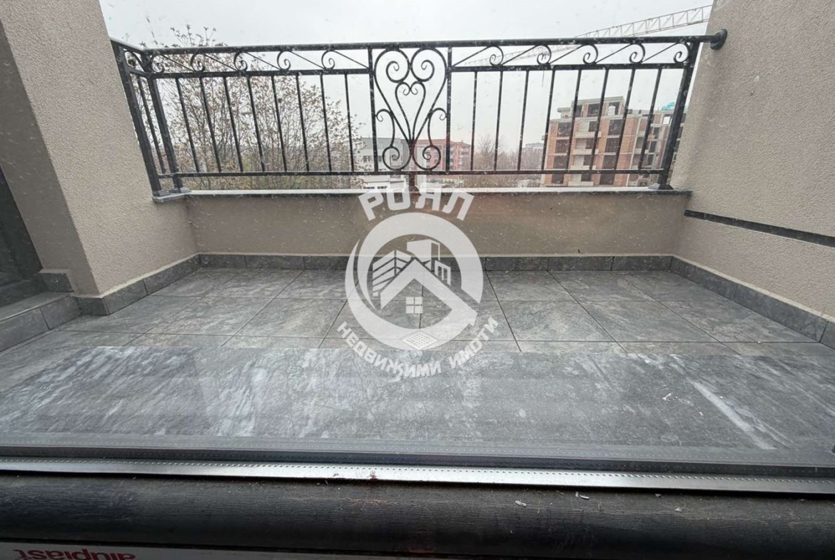 Роял Имоти продава двустаен апартамент с АКТ 16 в гр.Пловдив,кв Остромила - 0