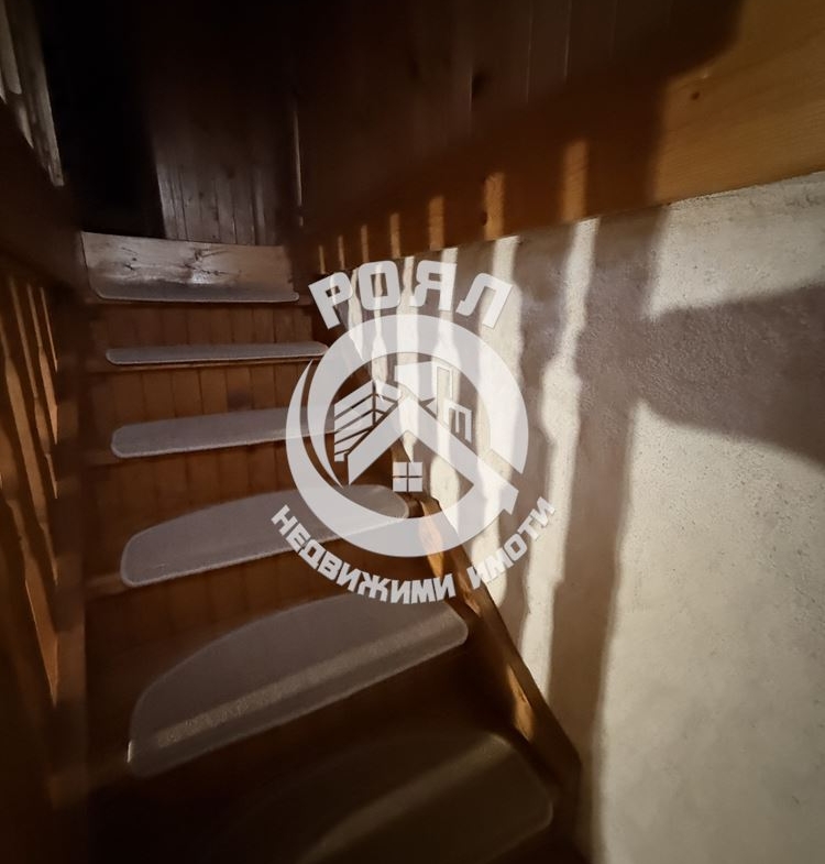 Роял Имоти продава самостоятелна къща за гости в с. Хвойна, област Смолян - 0