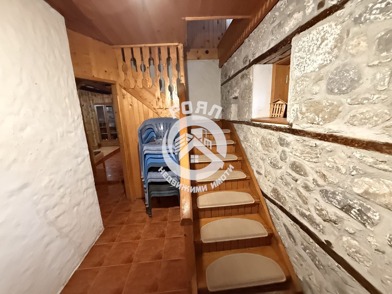 Роял Имоти продава самостоятелна къща за гости в с. Хвойна, област Смолян - 0