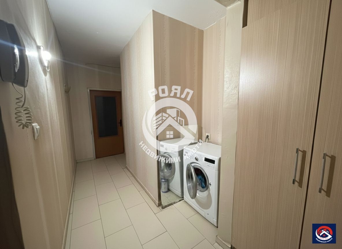 Роял имоти продава двустаен апартамент, Въстанически, Пловдив - 0