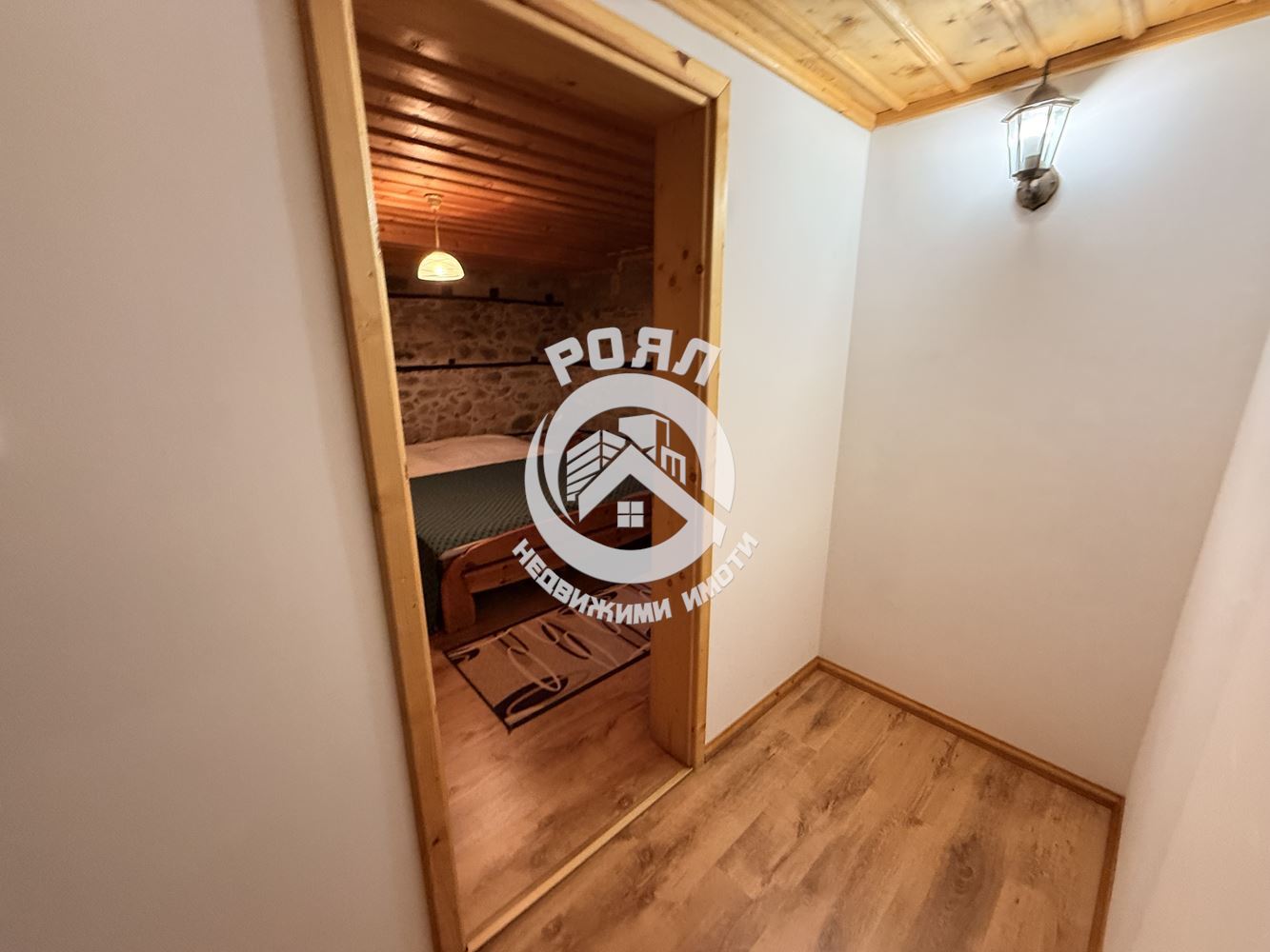 Роял Имоти продава самостоятелна къща за гости в с. Хвойна, област Смолян - 0