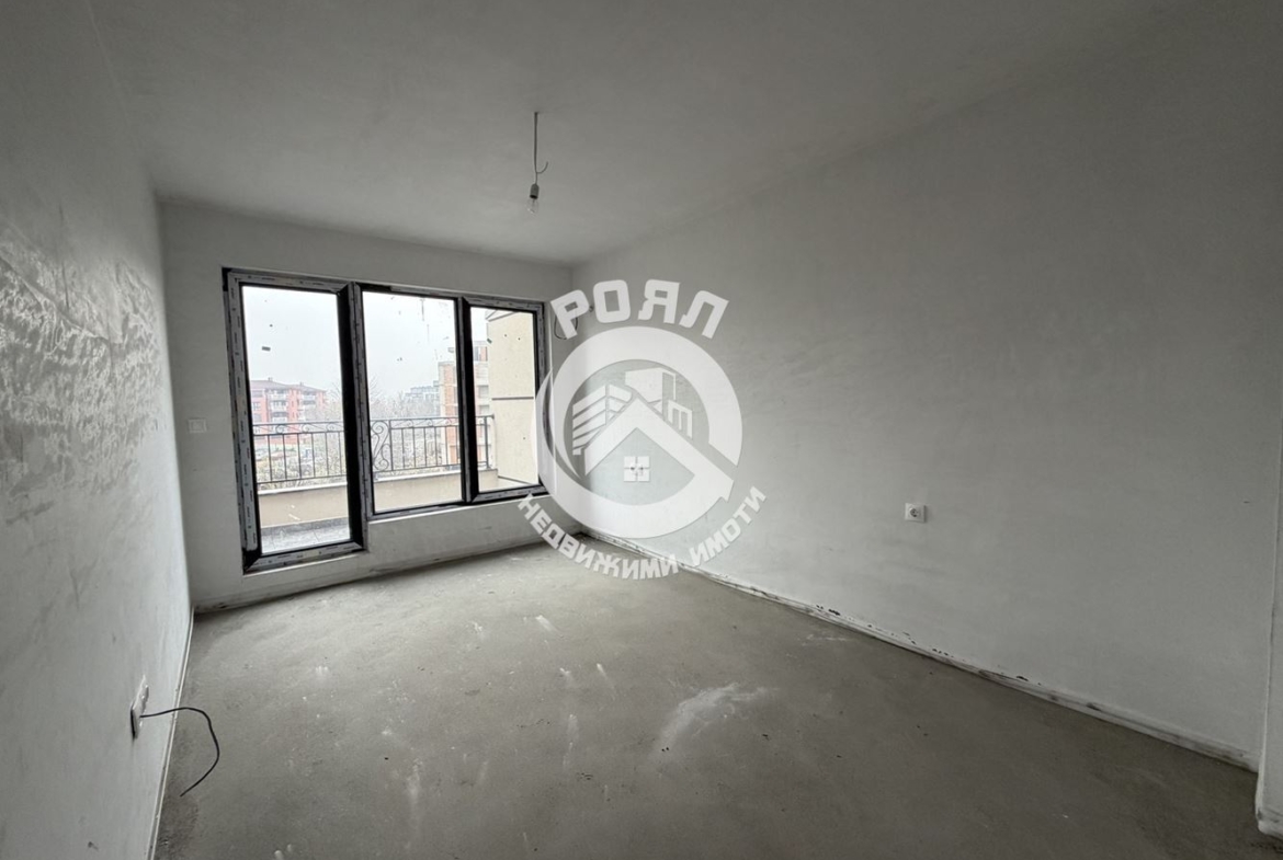 Роял Имоти продава двустаен апартамент с АКТ 16 в гр.Пловдив,кв Остромила - 0