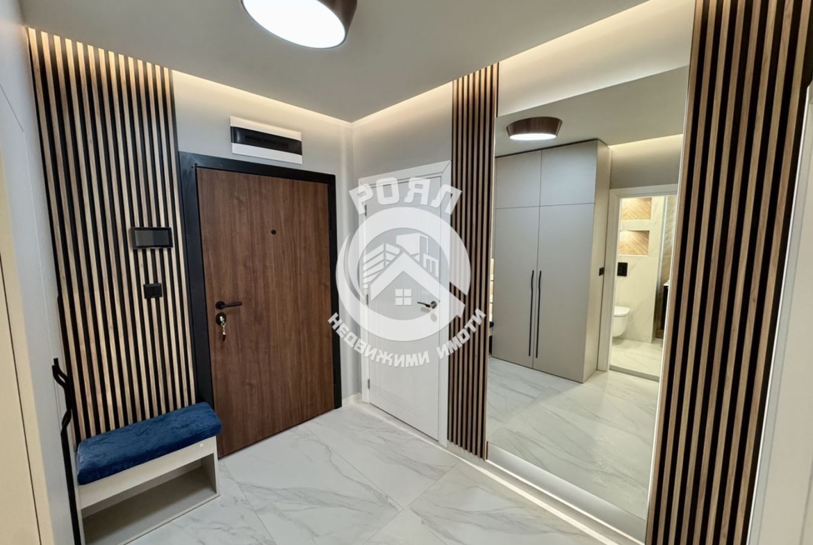 Роял имоти продава обзаведен, двустаен апартамент,в сграда Алвера с АКТ 16 ,Смирненски ,Пловдив - 0