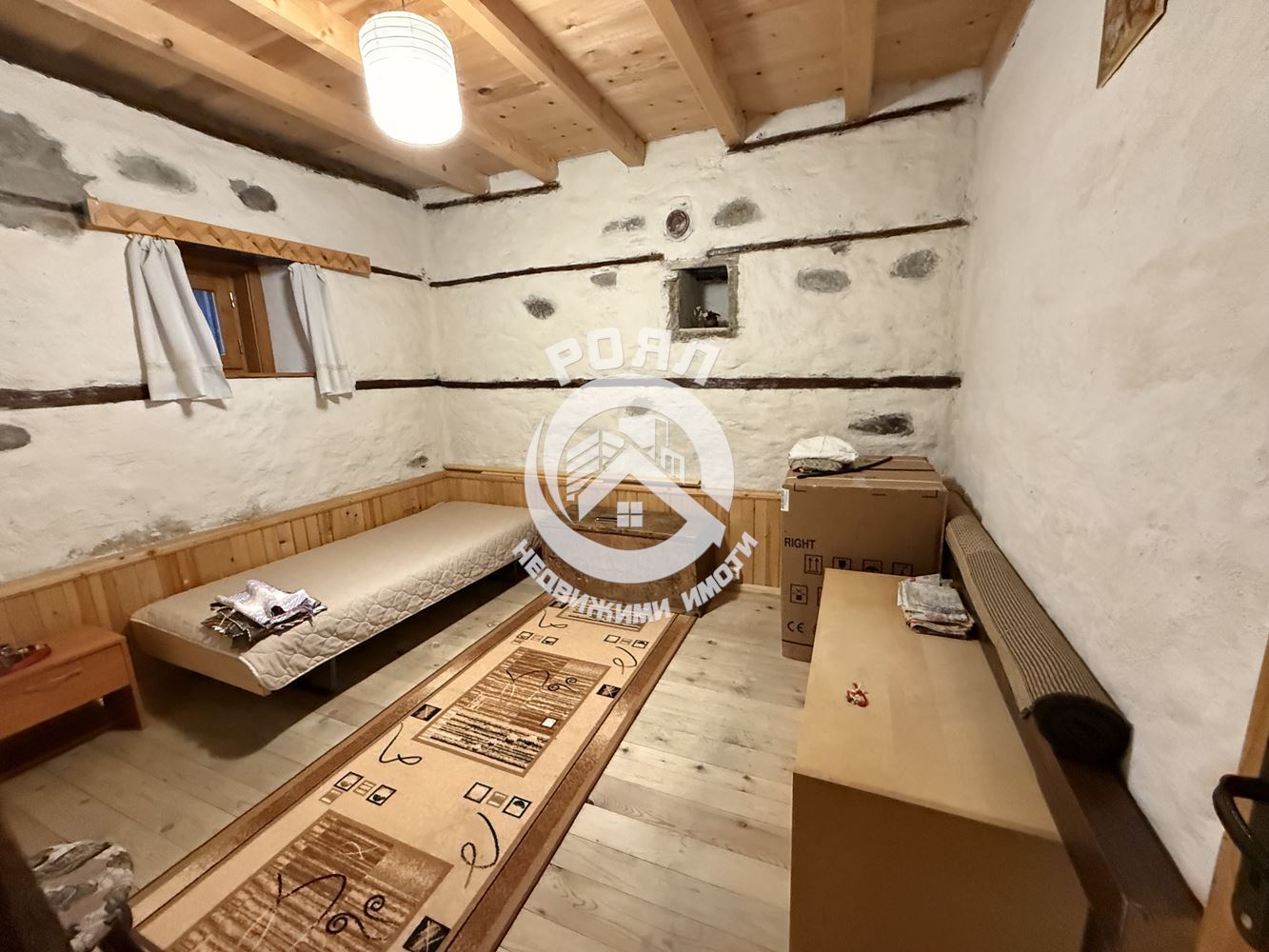 Роял Имоти продава самостоятелна къща за гости в с. Хвойна, област Смолян - 0