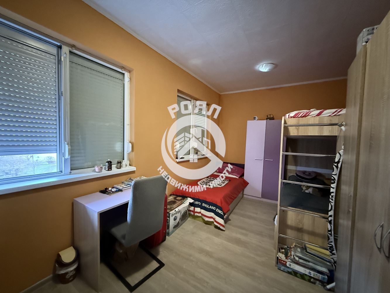 Роял имоти продава Ексклузивно тристаен апартамент, Въстанически, Пловдив - 0