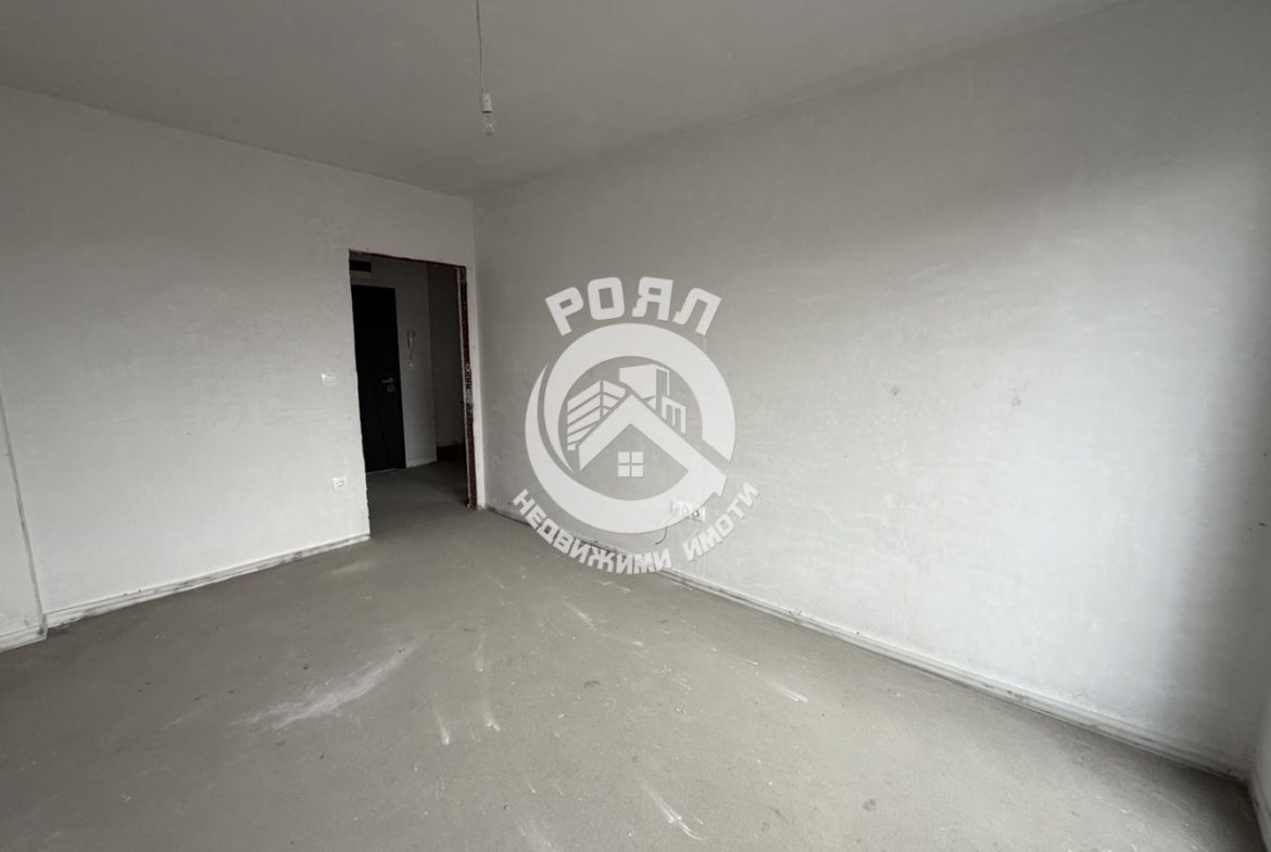 Роял Имоти продава двустаен апартамент с АКТ 16 в гр.Пловдив,кв Остромила - 0