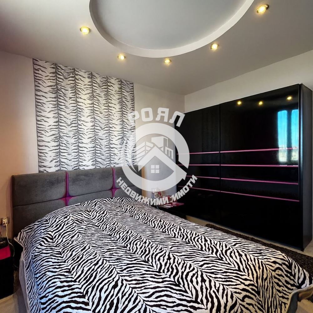 Роял имоти продава тристаен, обзаведен апартамент, Тракия, Пловдив - 0