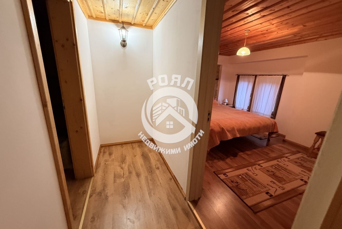 Роял Имоти продава самостоятелна къща за гости в с. Хвойна, област Смолян - 0