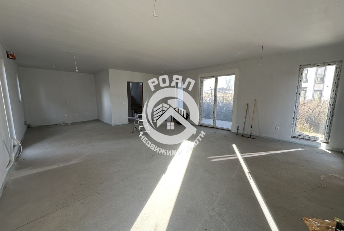 Роял Имоти продава Ексклузивно двуетажна къща в Беломорски - 0