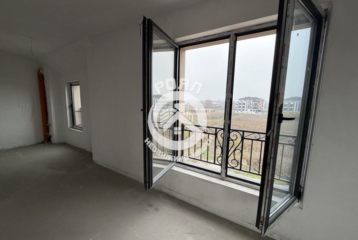 Роял Имоти продава двустаен апартамент с АКТ 16 в гр.Пловдив,кв Остромила - 0