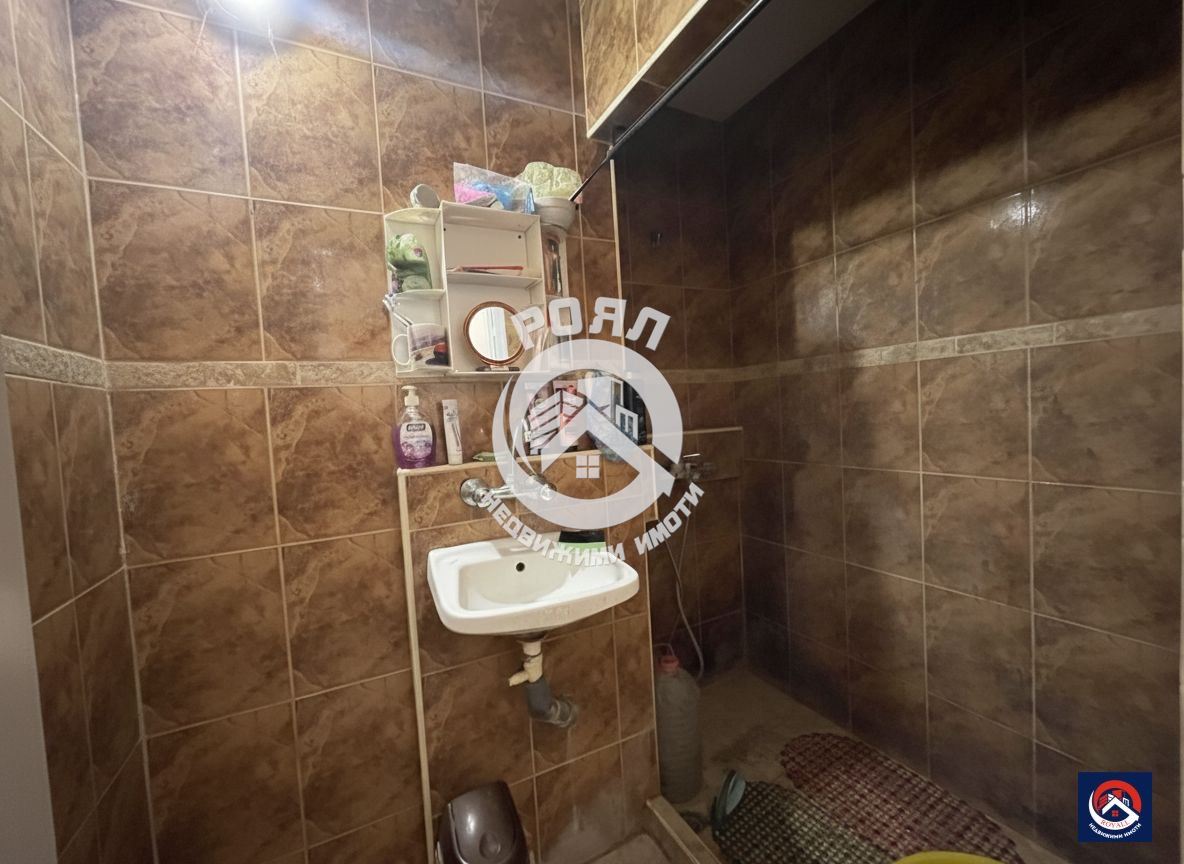 Роял имоти продава двустаен апартамент, Въстанически, Пловдив - 0