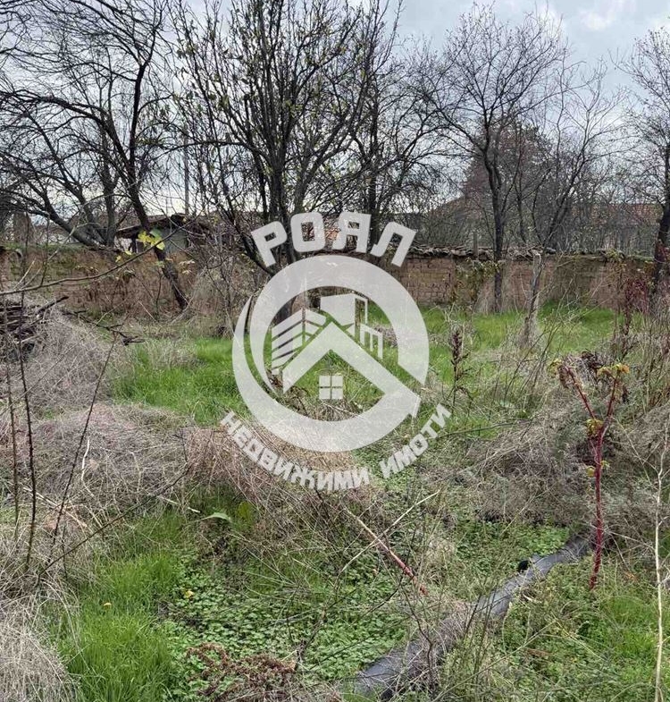 Роял Имоти продава Ексклузивно парцел с постройки в село Стрелци ,Пловдив - 0