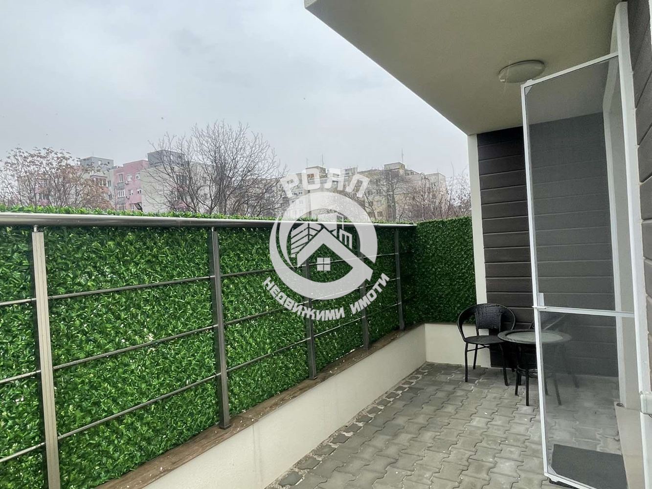 Роял имоти предлага етаж от луксозна сграда под наем,гр Пловдив;кв Остромила - 0