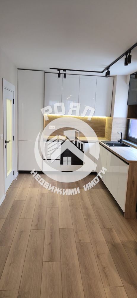 Роял имоти продава двустаен, обзаведен апартамент в Остромила, Пловдив - 0