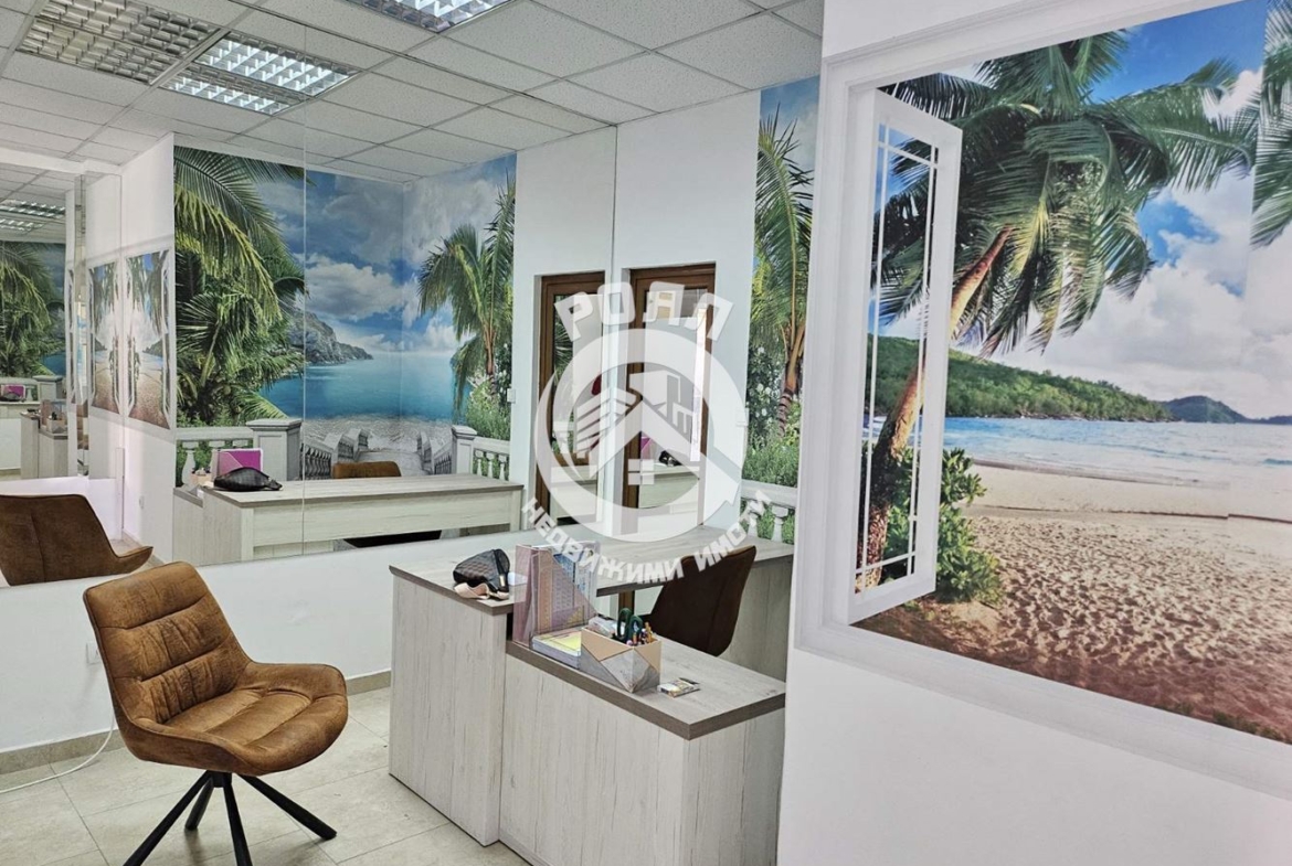 Роял имоти отдава под наем търговско помещение, Южен, Пловдив - 0