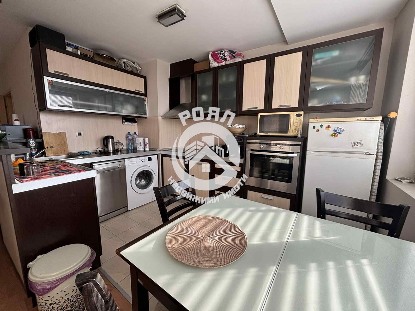 Роял Имота предлага ЕКСКЛУЗИВНО за продажба просторен двустаен апартамент в Кючук Париж, Пловдив - 0