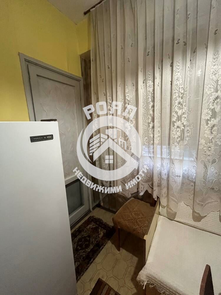 Роял имоти продава двустаен апартамент ,,Гарсониера Лукс,,Кв.Изгрев,Пловдив - 0