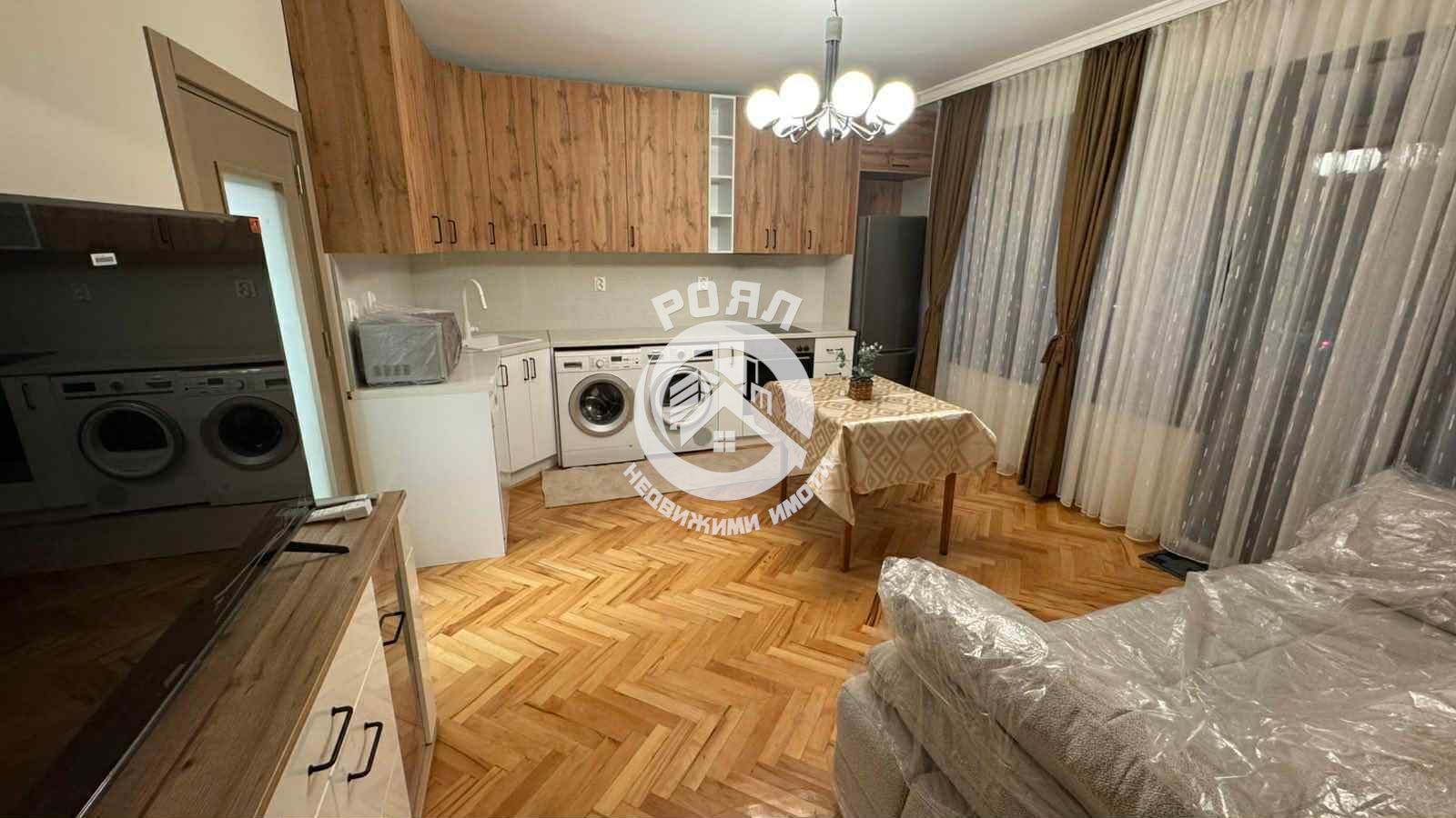 Роял Имоти отдава многостаен апартамент в Христо Смирненски, Пловдив - 0