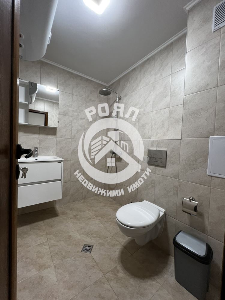 Роял имоти отдава под наем двустаен апартамент, Център, Пловдив - 0