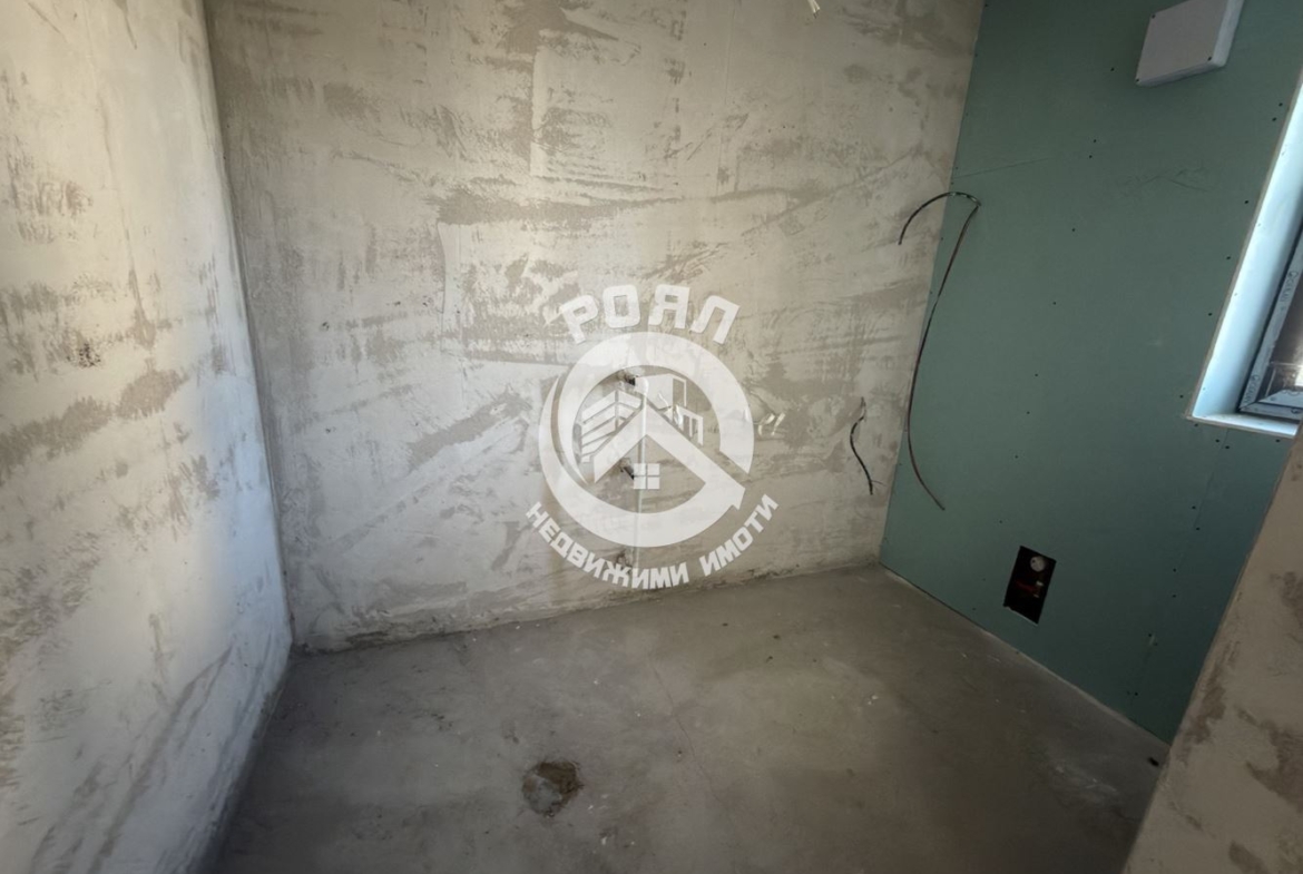 Роял Имоти продава двуетажна къща пред Акт 16 в с. Първенец - 0