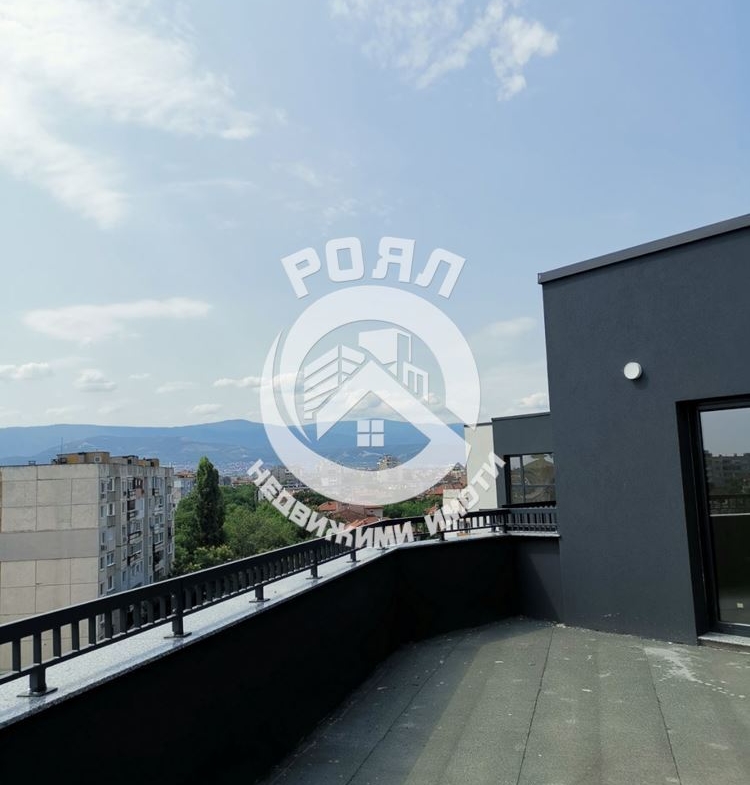 Роял имоти продава Ексклузивно многостаен апартамент, с акт 16, Кючук париж, Пловдив - 0