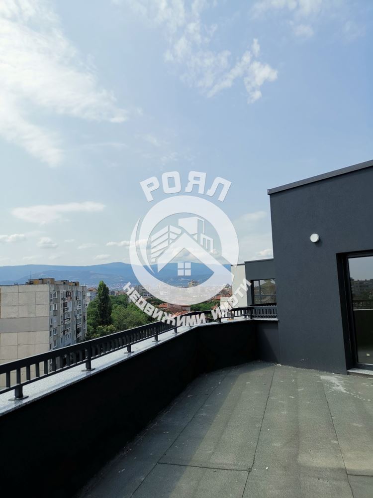 Роял имоти продава Ексклузивно многостаен апартамент, с акт 16, Кючук париж, Пловдив - 0