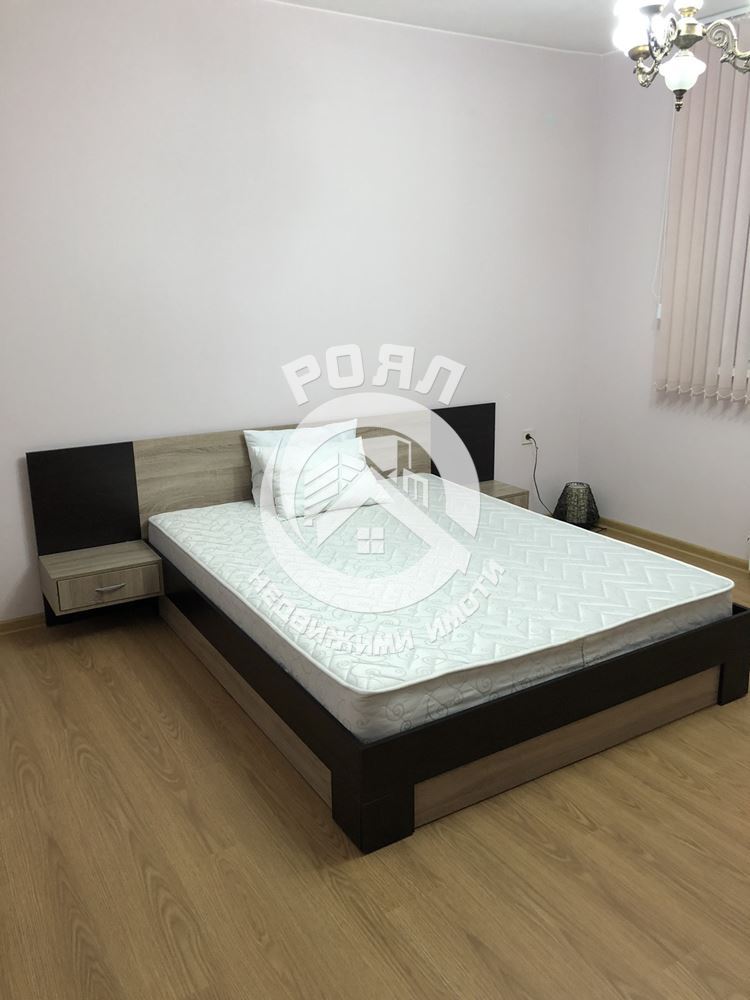 Роял имоти продава тристаен апартамент в гр.Първомай - 0