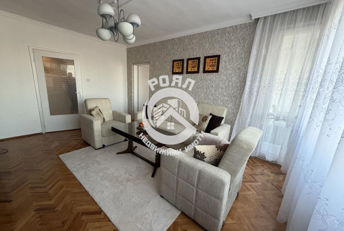 Роял Имоти отдава под наем двустаен апартамент в Центъра на гр.Пловдив - 0