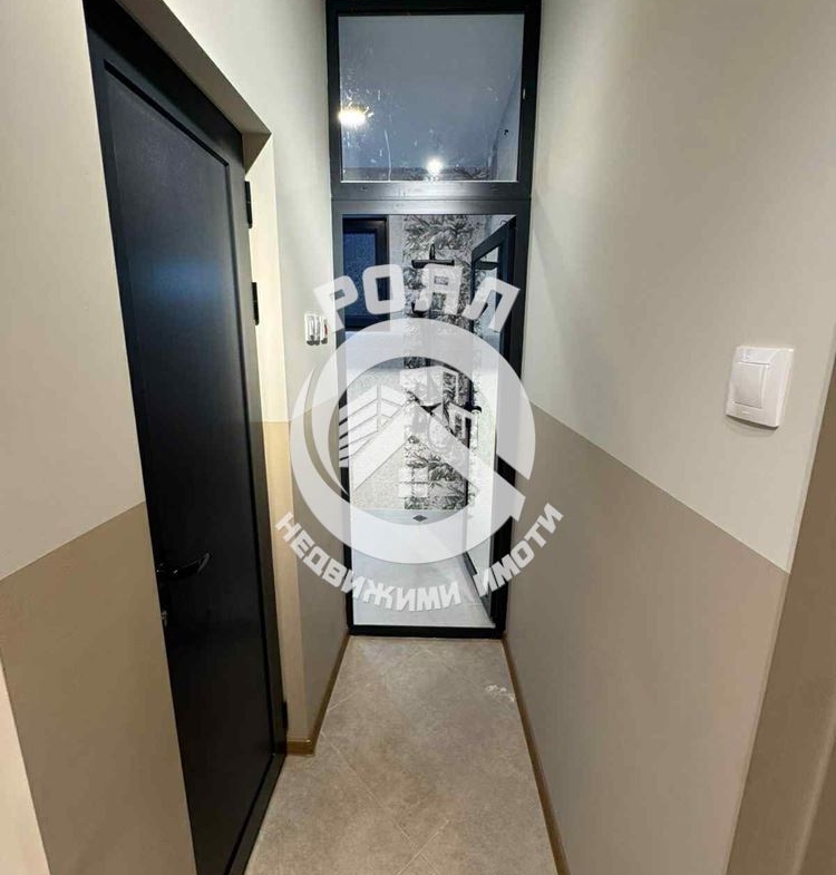 Роял Имоти отдава многостаен апартамент в Христо Смирненски, Пловдив - 0