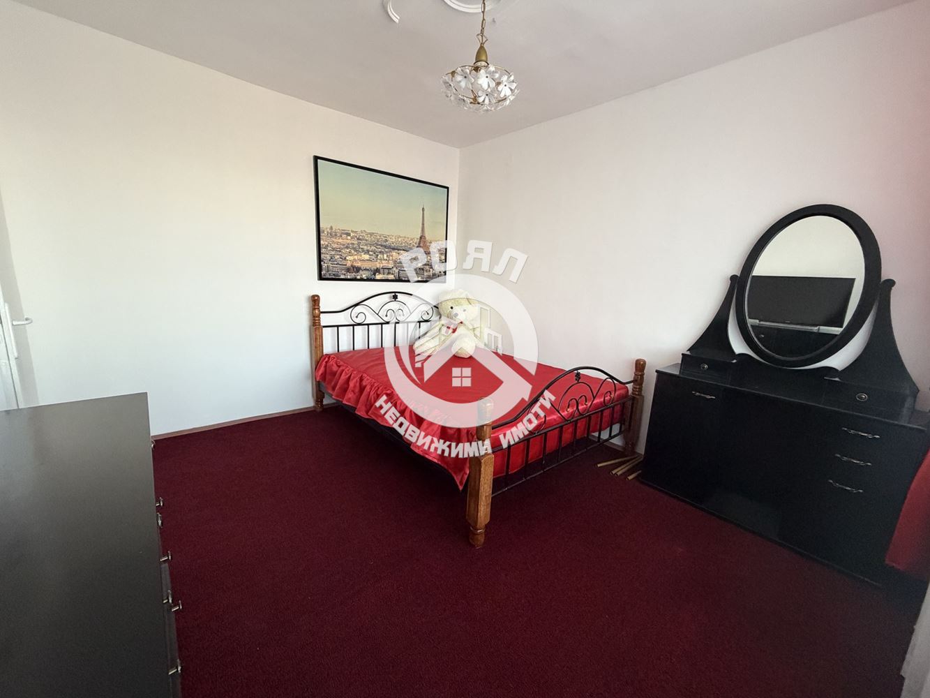 Роял Имоти отдава под наем двустаен апартамент в Центъра на гр.Пловдив - 0