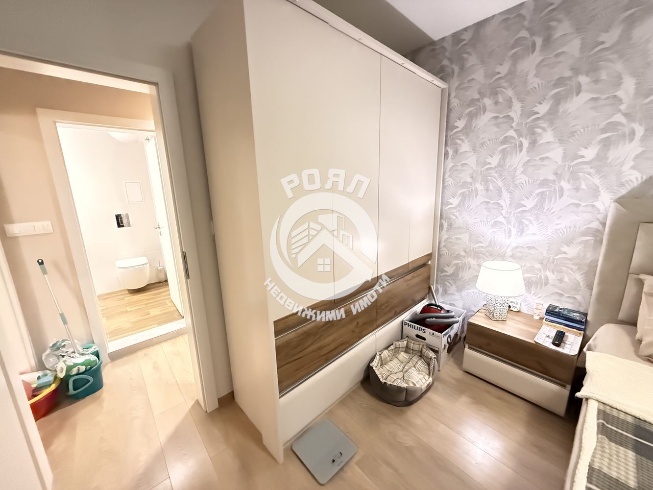 Роял имоти продава напълно обзаведн двустаен апартамент Център,Пловдив - 0