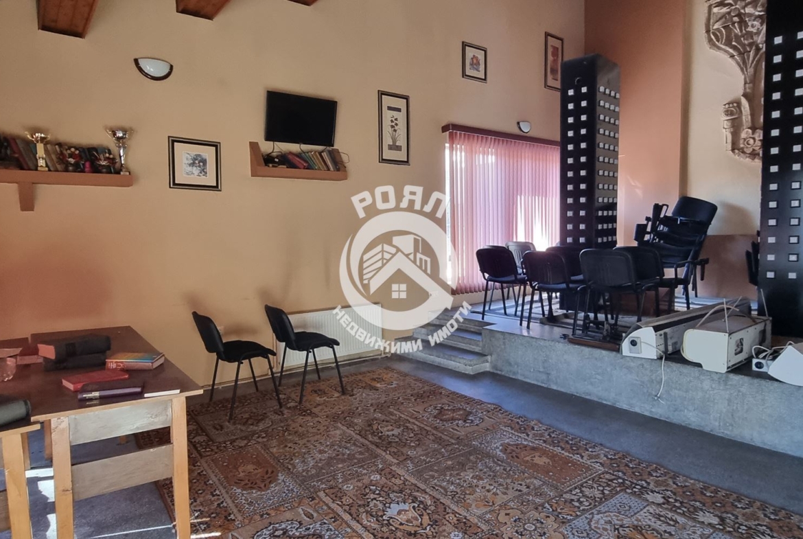 Роял имоти продава функциониращ Парк-хотел "РОДОПИ" в уникалното вилно селище "Върховръх" - 0