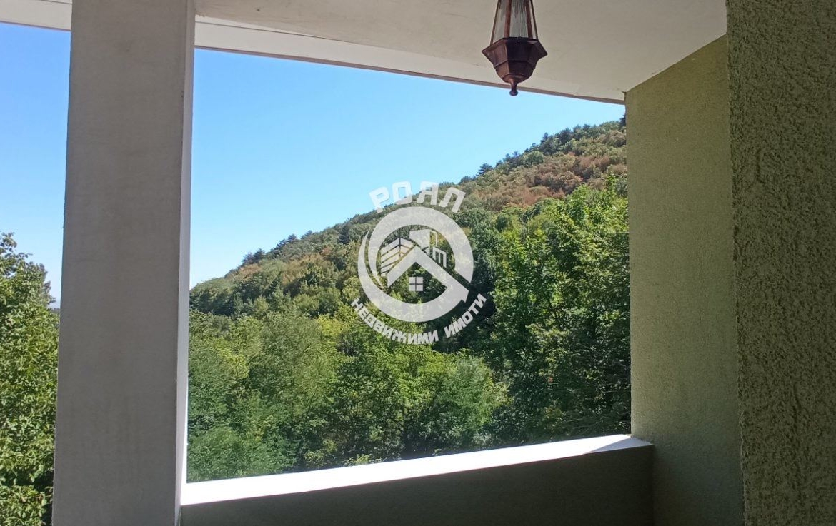 Роял имоти продава къща в село Руен, Пловдив - 0