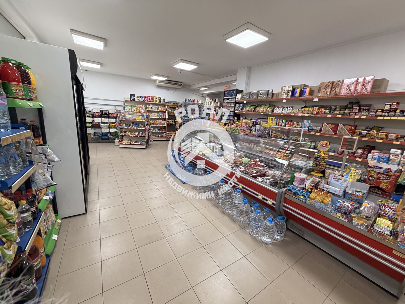 Роял имоти отдава под наем помещение ,,Магазин,, кв.Южен ,Пловдив - 0