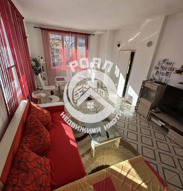 Роял имоти продава триетажна къща , гр.Куклен, обл.Пловдив - 0