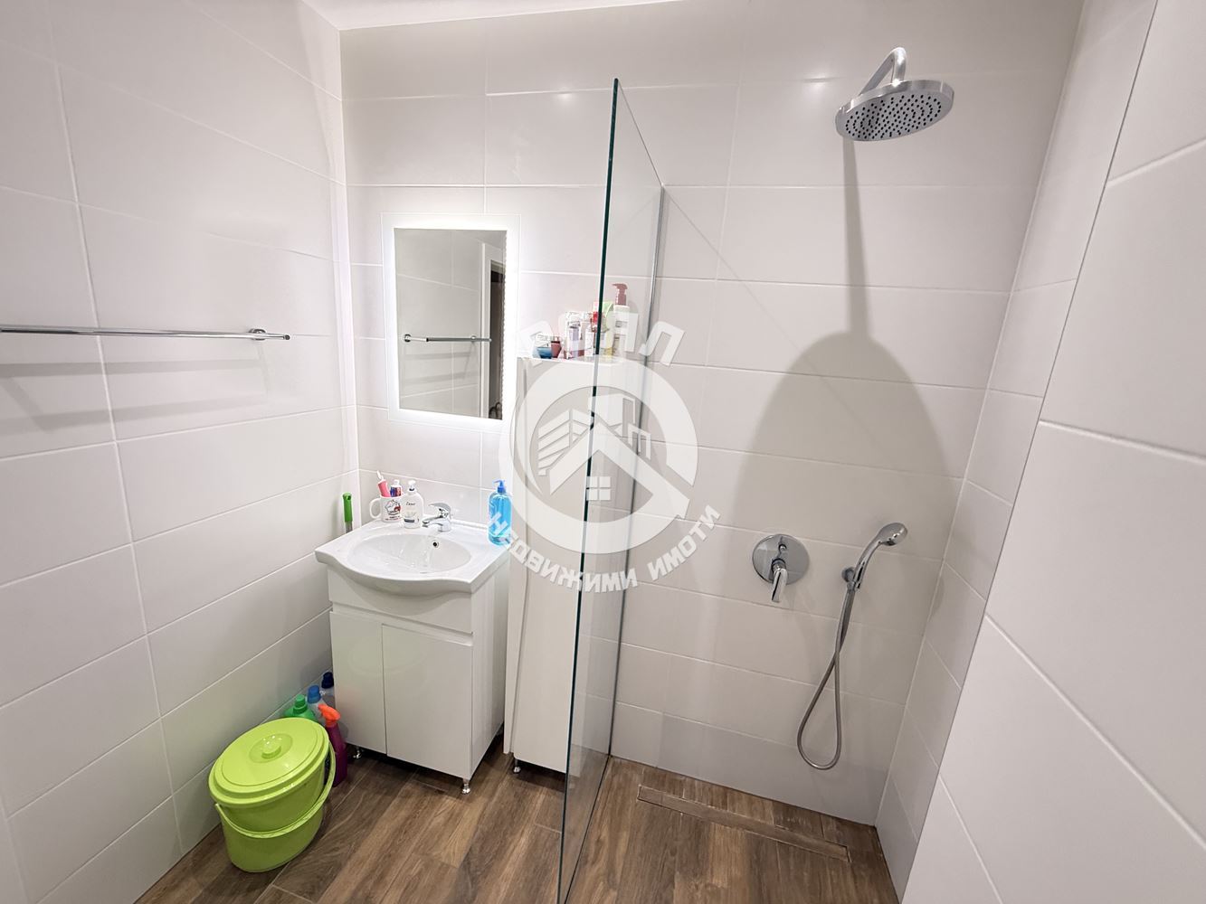 Роял имоти продава обзаведен двустаен апартамент Център, Пловдив - 0